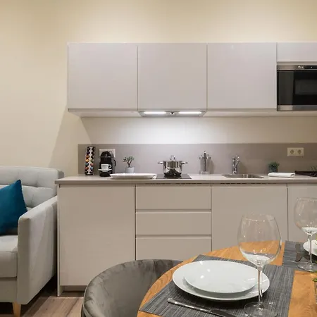 Art Апартаменты *