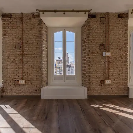 Art Apartment *